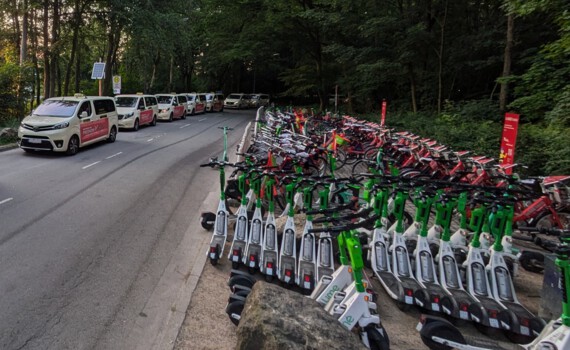 Mikromobilität am Volksparkstadion - 